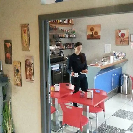 康维迪尼酒店 米兰